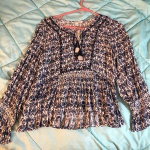American eagle flowy top